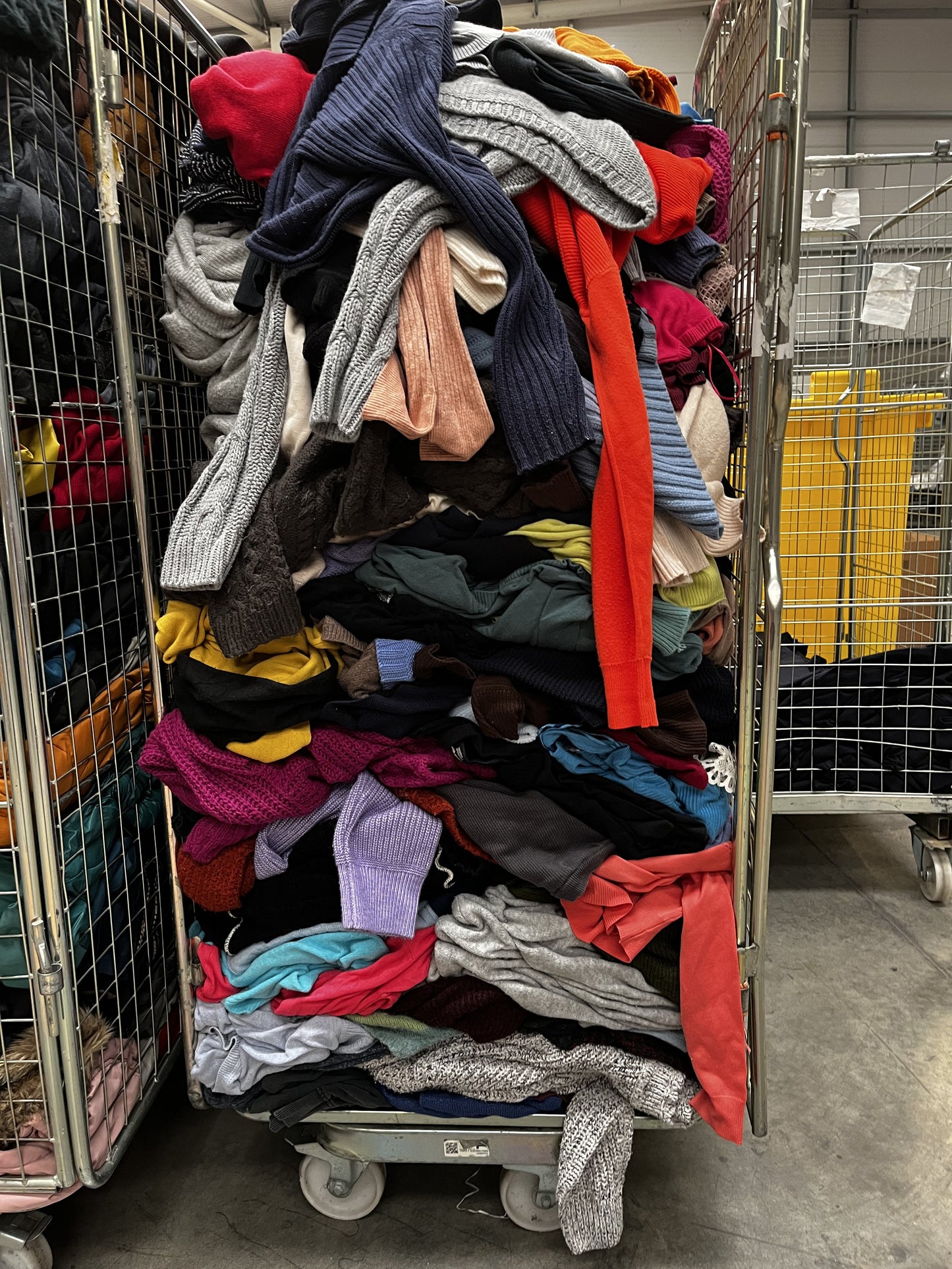 Cash4Clothes London Untouched Original Jumpers 20-25 Pack