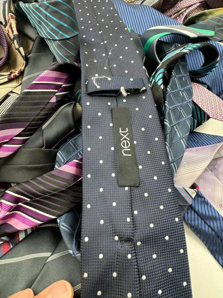 High Street Branded Box Of 200 Mens Ties Unsorted